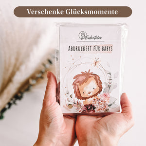 Abdruckset für Babys von Eulentaler mit niedlichem Löwenmotiv, ideal als Geschenk, um unvergessliche Glücksmomente festzuhalten.